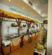 Hotel "Royal Bay"
