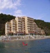 Hotel "Royal Bay"