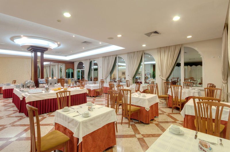 TRYP Covilha Dona María Hotel