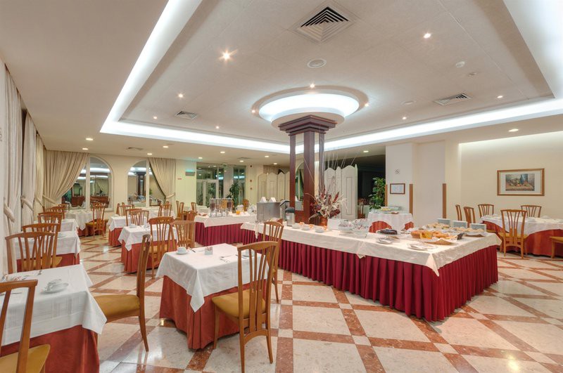 TRYP Covilha Dona María Hotel