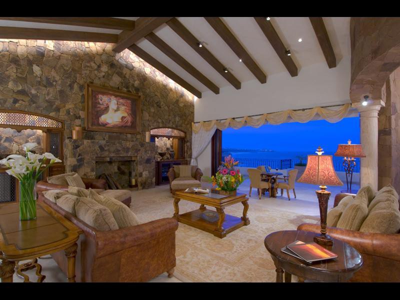 Villa La Estancia Beach Resort & Spa
