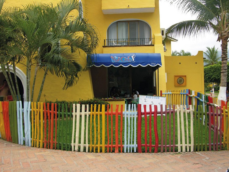 Costa Club Punta Arena