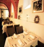 THE GRANARY LA SUITE HOTEL