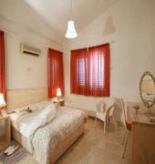Z & X Holiday Villas