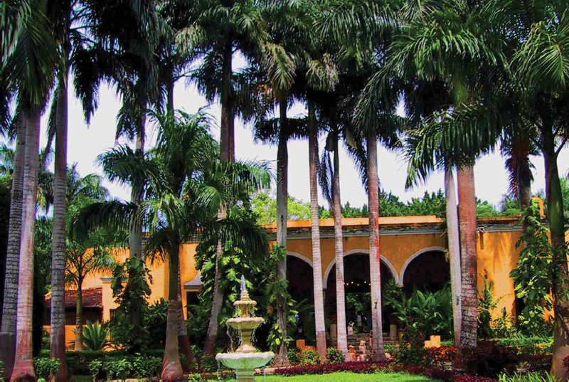 Hacienda Chichen Resort