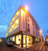 Apulia Praia Hotel