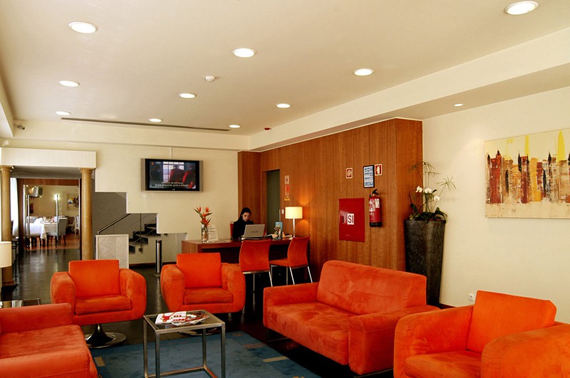 Apulia Praia Hotel