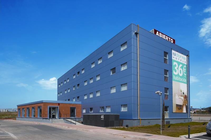 B&B Hotel Girona 2