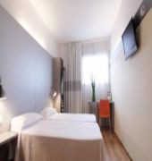B&B Hotel Girona 2