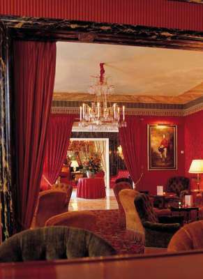Victoria Palace Hôtel 5*