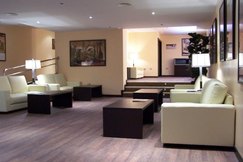 HOTEL APARTAMENTO MARTIN ALONSO PINZON, 4 ESTRELLAS