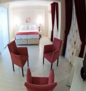Ayapam Boutique