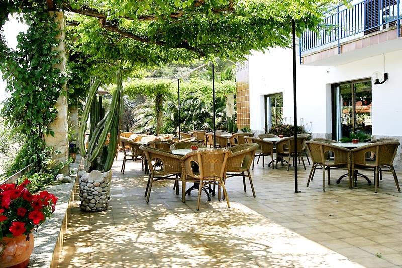 Hostal Oriola