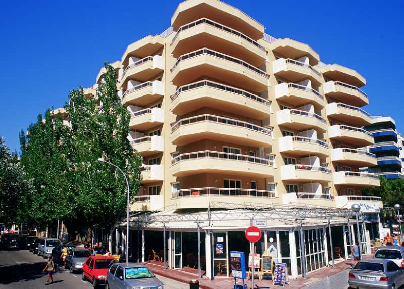 Apartamentos California