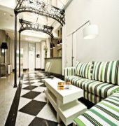 Room Mate Vega Hotel