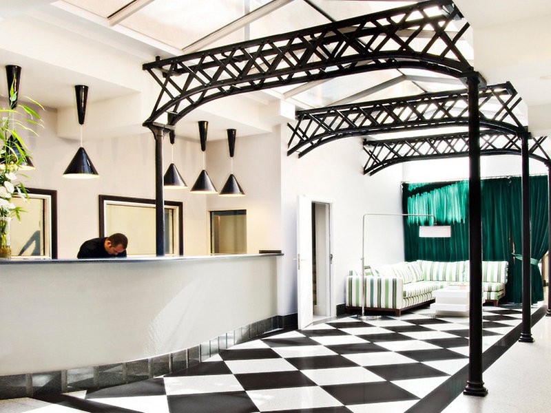 Room Mate Vega Hotel
