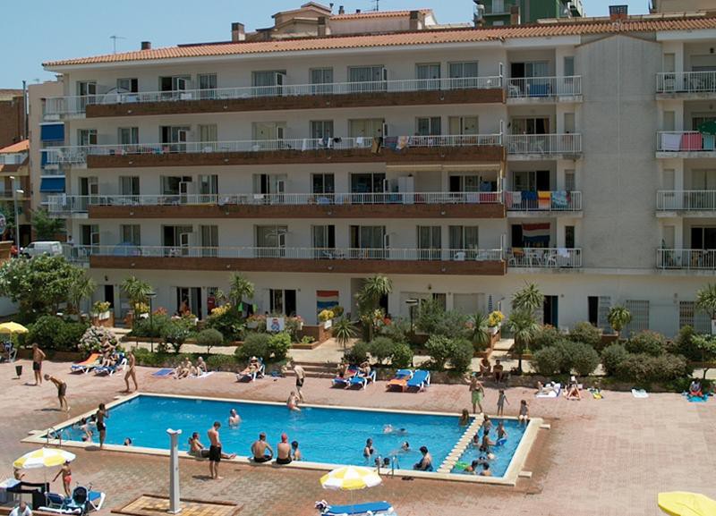 Apartamentos Lotus / Europa