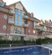 Maritimo Ris Apartmentos