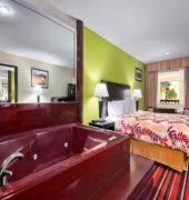 Days Inn And Suites Winnie