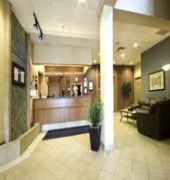 Howard Johnson Express Inn - Winnipeg West