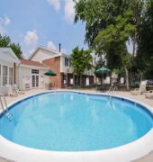 Quality Inn & Suites Hotel West Chester
