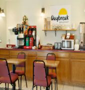 Days Inn by Wyndham Yankton SD