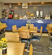 Days Inn by Wyndham Southern Hills/ORU