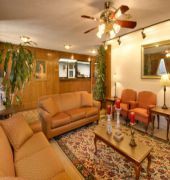 Days Inn by Wyndham Southern Hills/ORU