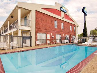 Days Inn by Wyndham Terrell