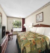 Days Inn Staunton South