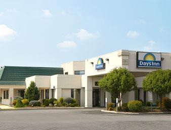 Days Inn by Wyndham Staunton North