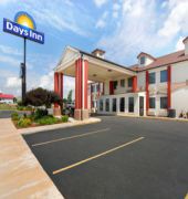 Days Inn by Wyndham Shawnee