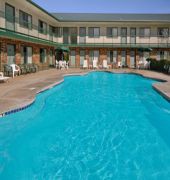 Days Inn by Wyndham Show Low
