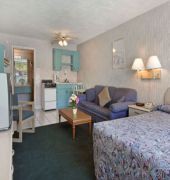 Days Inn St. Petersburg Central