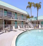 Days Inn St. Petersburg Central