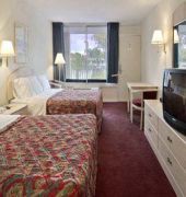 Knights Inn St Petersburg Tropicana
