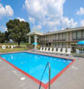 Days Inn by Wyndham Forrest City
