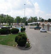 Knights Inn Kitchener