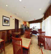 Days Inn & Suites by Wyndham Langley