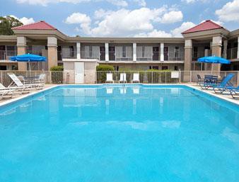 Days Inn Lumberton Outlet Mall