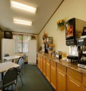 Knights Inn Syracuse/Liverpool