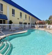 Baymont Inn & Suites