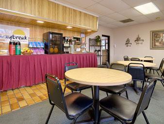 Days Inn by Wyndham Lafayette/University