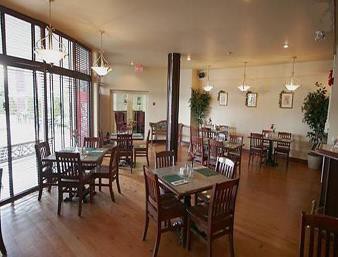 Howard Johnson Hotel by Wyndham Port Alberni