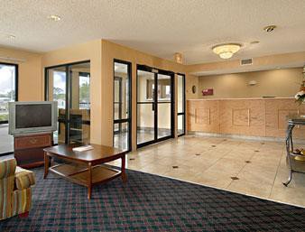 Super 8 by Wyndham Slidell