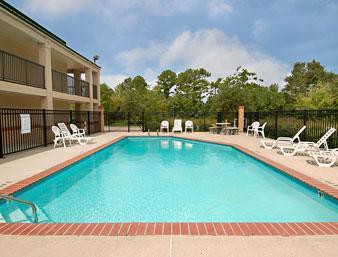 Super 8 by Wyndham Slidell