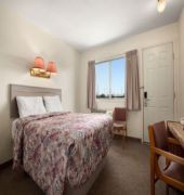 Saskatoon Thriftlodge