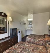 Travelodge by Wyndham Little Rock Airport