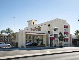 Super 8 by Wyndham El Cajon CA