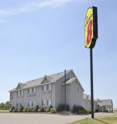 Super 8 by Wyndham Baldwin